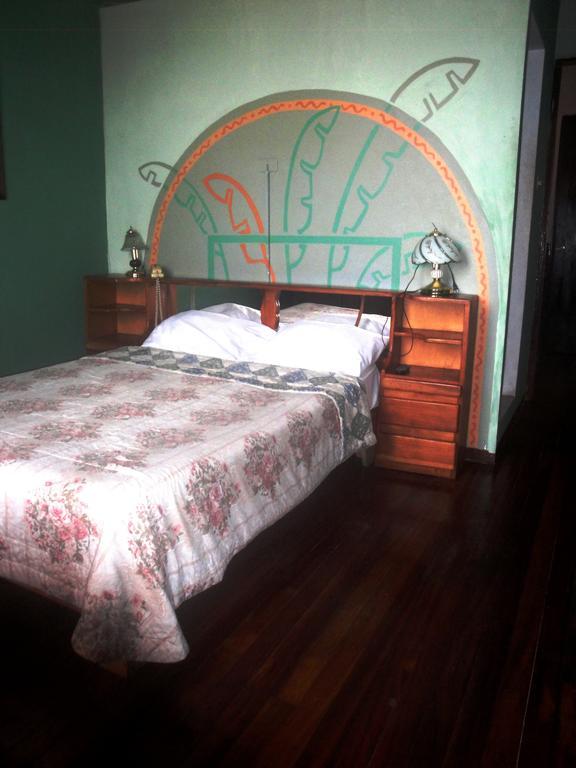 Hemingway Inn San Jose  Room photo